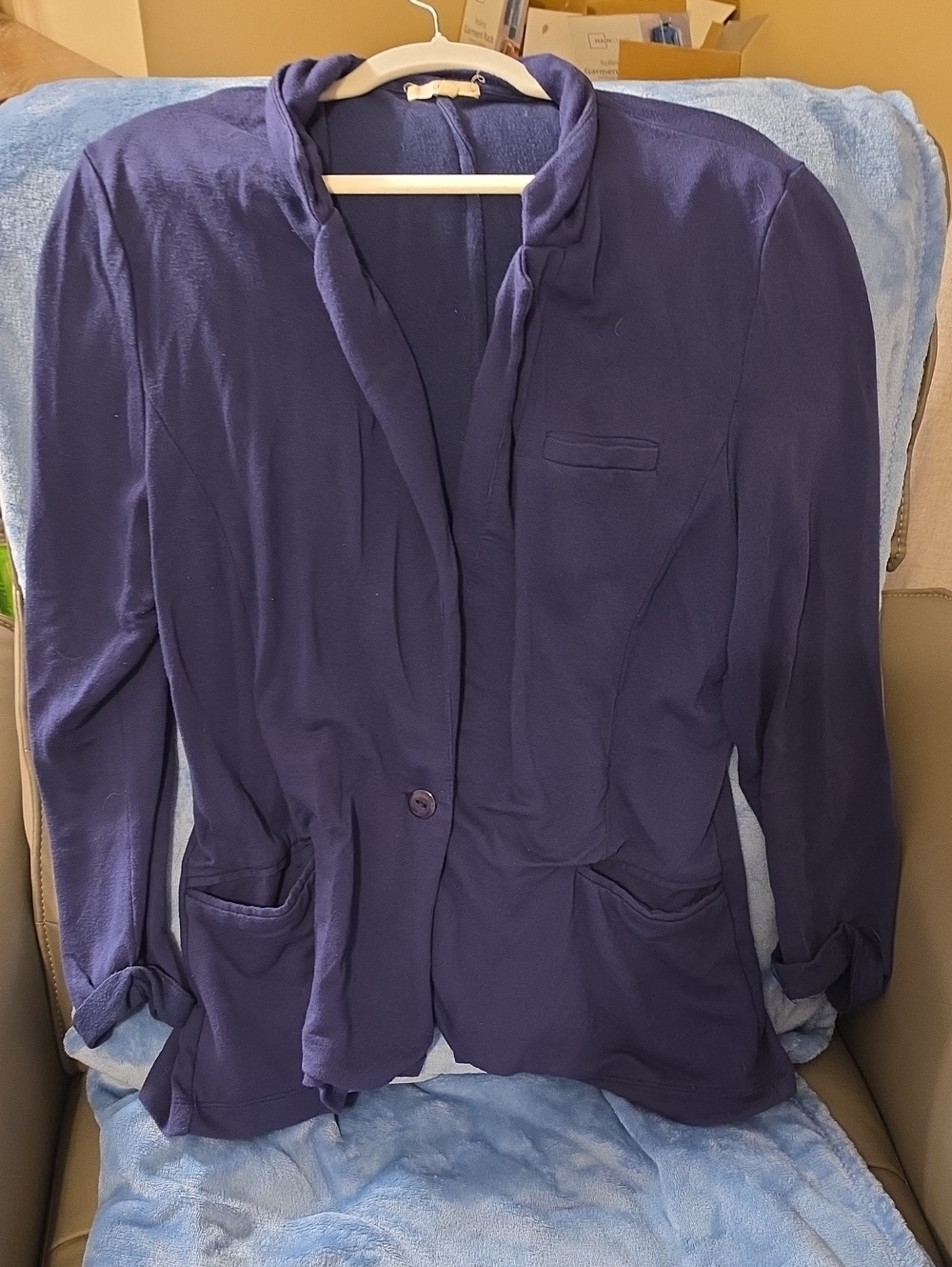 Le Lis Deep Navy Single-Button Blazer